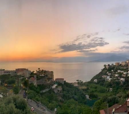 Grand Hotel Moon Valley Vico Equense Exteriér fotografie