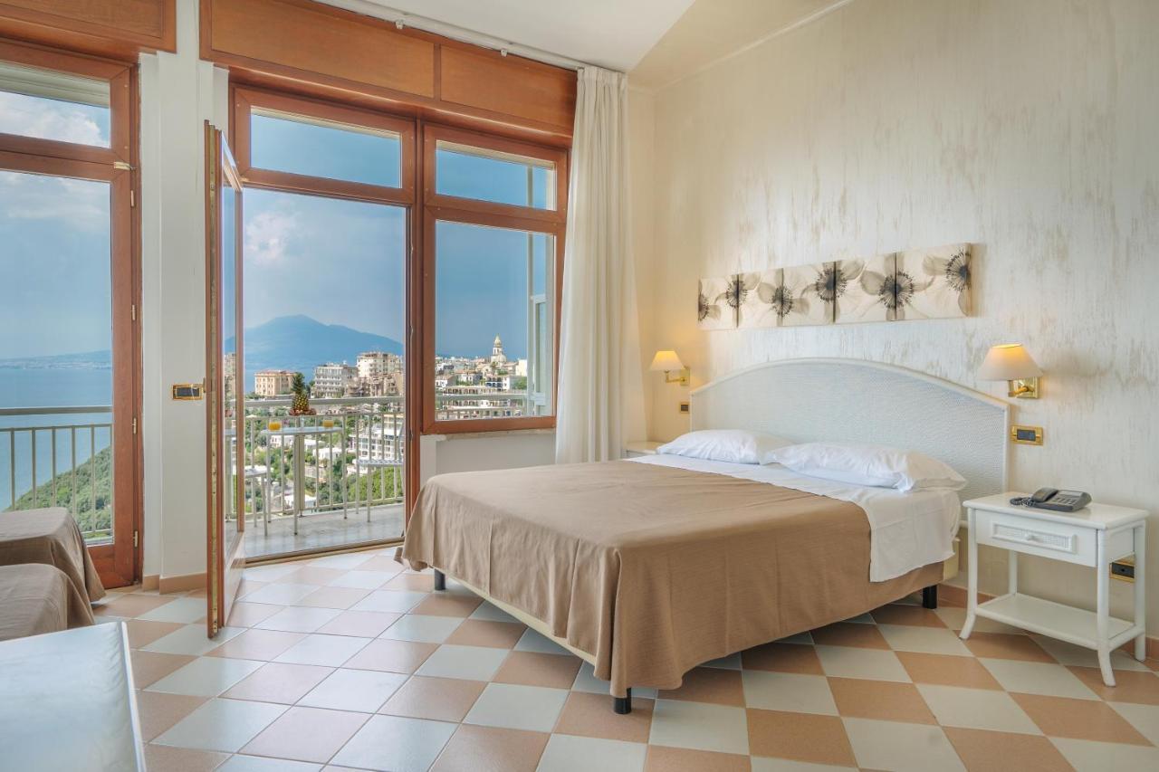 Grand Hotel Moon Valley Vico Equense Exteriér fotografie